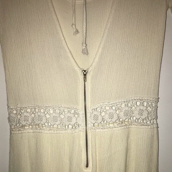 Funky/ Flower child Long sleeved romper - Picture 5 of 6